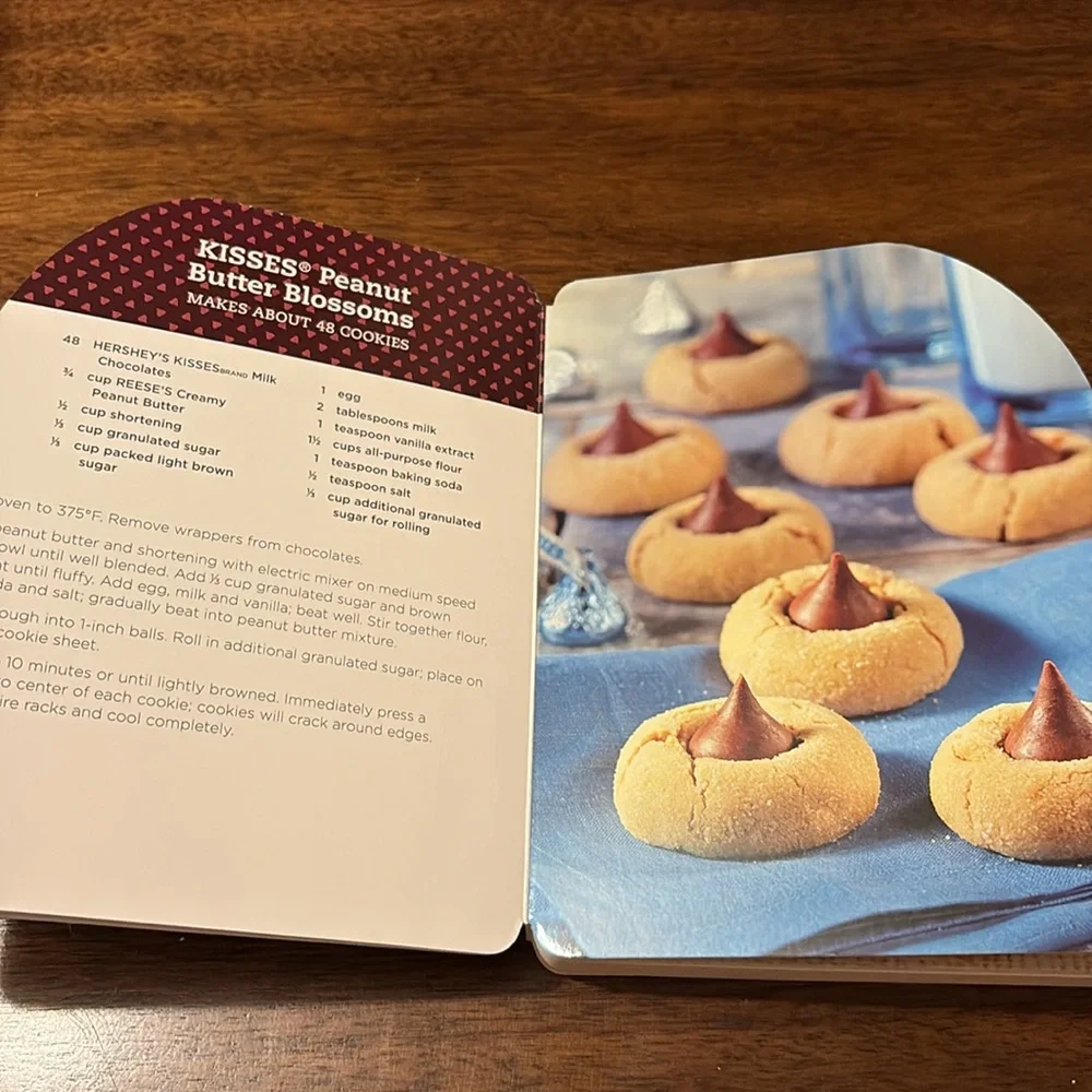 Hershey's Kisses Recipes Book